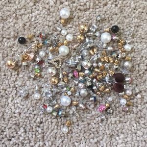 Women’s & girls bud earrings